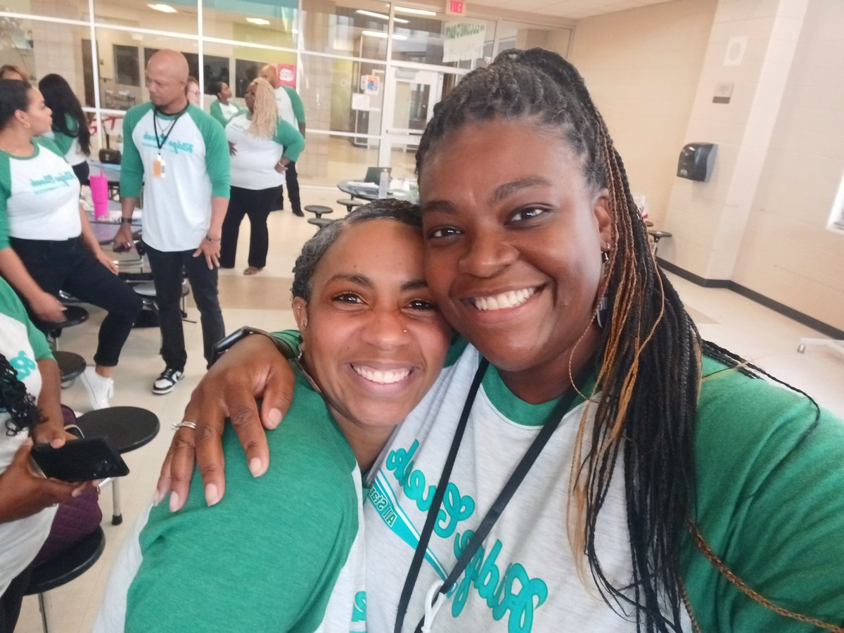 Mrs. Ford's Magical Land of Books (@libraryridge) on Twitter photo I really enjoyed our SEL moment this morning with <a href="/eastland_olivia/">Olivia Eastland</a>. This year is going to be a blast!!! #teamRCE2425 #OndeckwithaMVP #ALLIn4RCE #thehumblelibrarian I really enjoyed our SEL moment this morning with <a href="/eastland_olivia/">Olivia Eastland</a>. This year is going to be a blast!!! #teamRCE2425 #OndeckwithaMVP #ALLIn4RCE #thehumblelibrarian