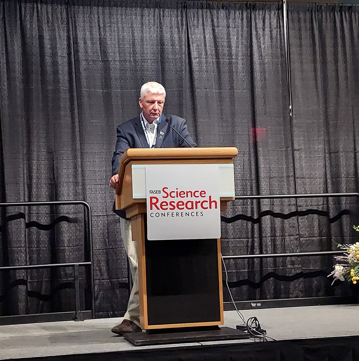 Tom Thompson Lab tweet media