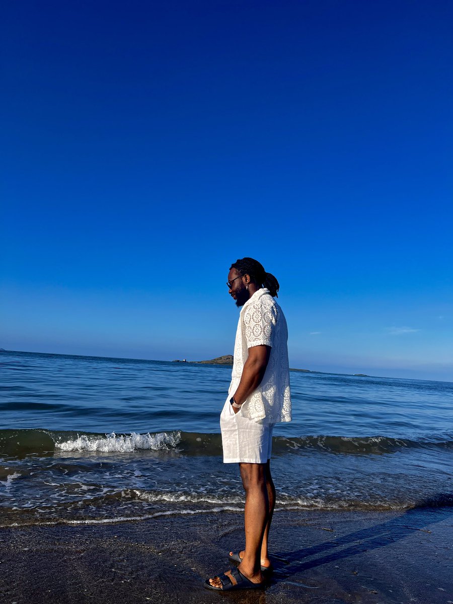 Yonko Misan tweet media