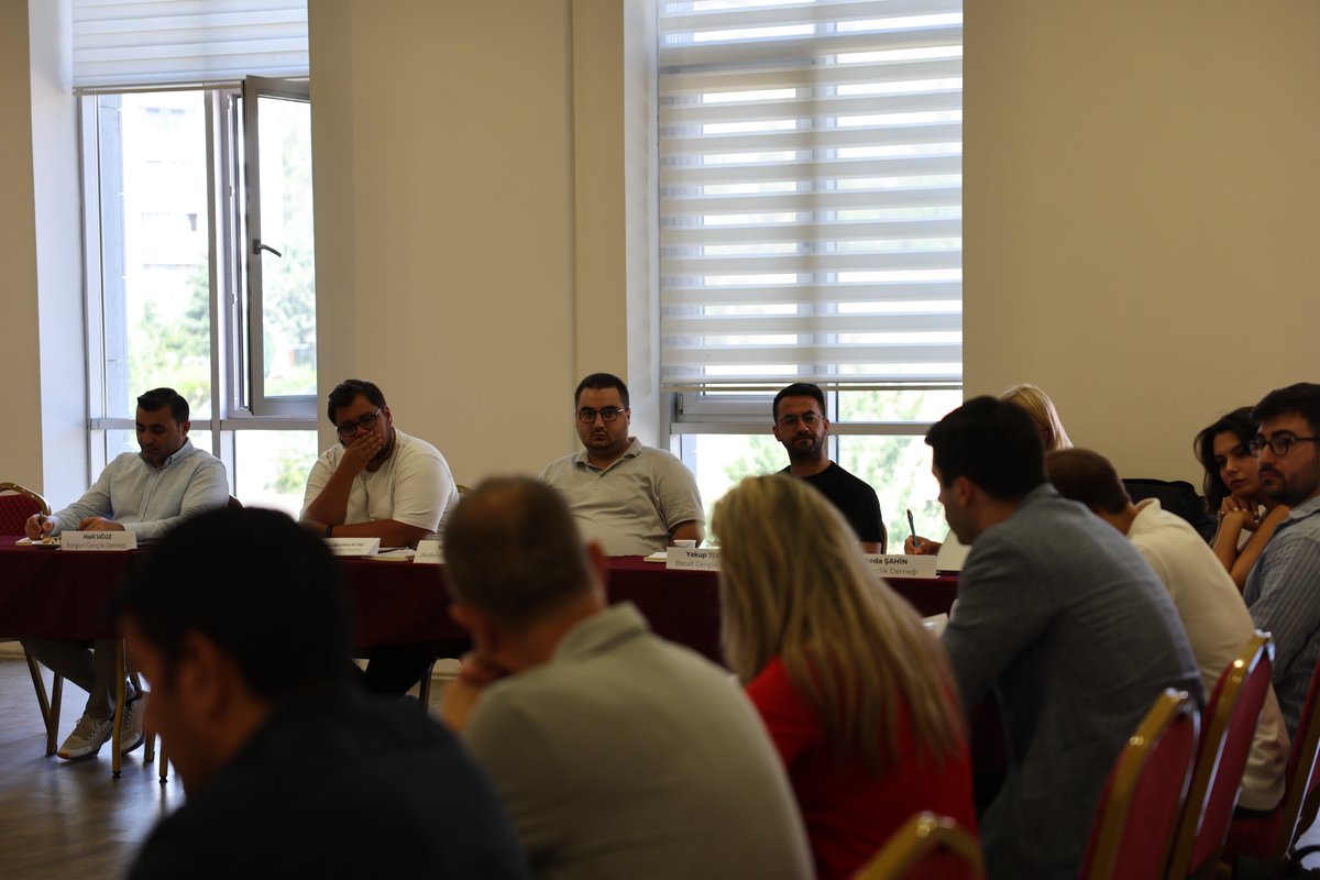 Araştırmaya Dayalı Gençlik Politikaları projesinde sona yaklaşılıyor!

Haberin detayları burada👇🏻
genclikhizmetleri.gov.tr/haberler/