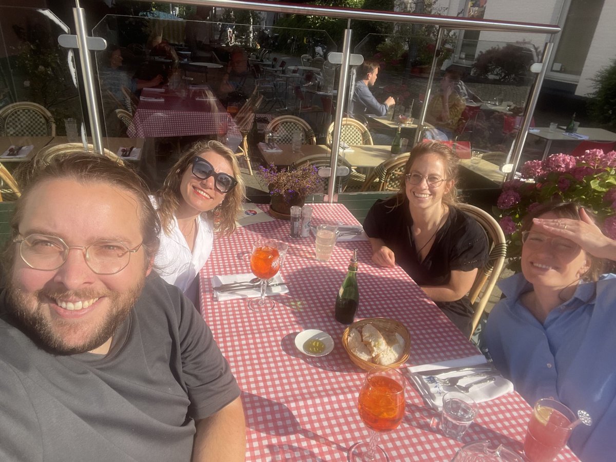 LizaMugge's tweet image. The @UvA_Amsterdam @aissr @PushBackLash team wrapped up the academic year with a 5-day writing retreat last week. 💯🙏IAS for hosting us. After all this serious work on online abuse against women in politics and pro-gender equality actors we are sooo ready for vacation. See ya 👋