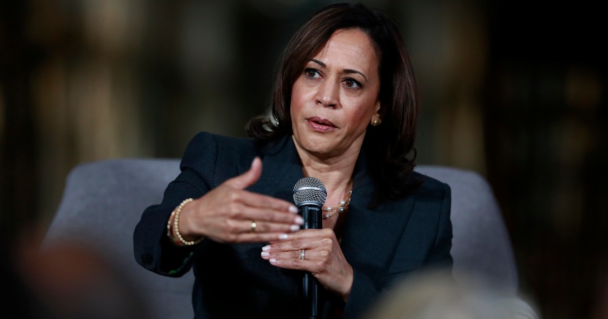 “Words like ‘offender,’ ‘inmate,’ ‘felon,’ and ‘convict’ are examples of dehumanizing language,” DeAnna Hoskins, president and CEO of JustLeadershipUSA, said.

Read more: jlusa.org/2024/07/31/jlu…

#PersonFirst #PeopleFirst #WordsMatter #LanguageMatters