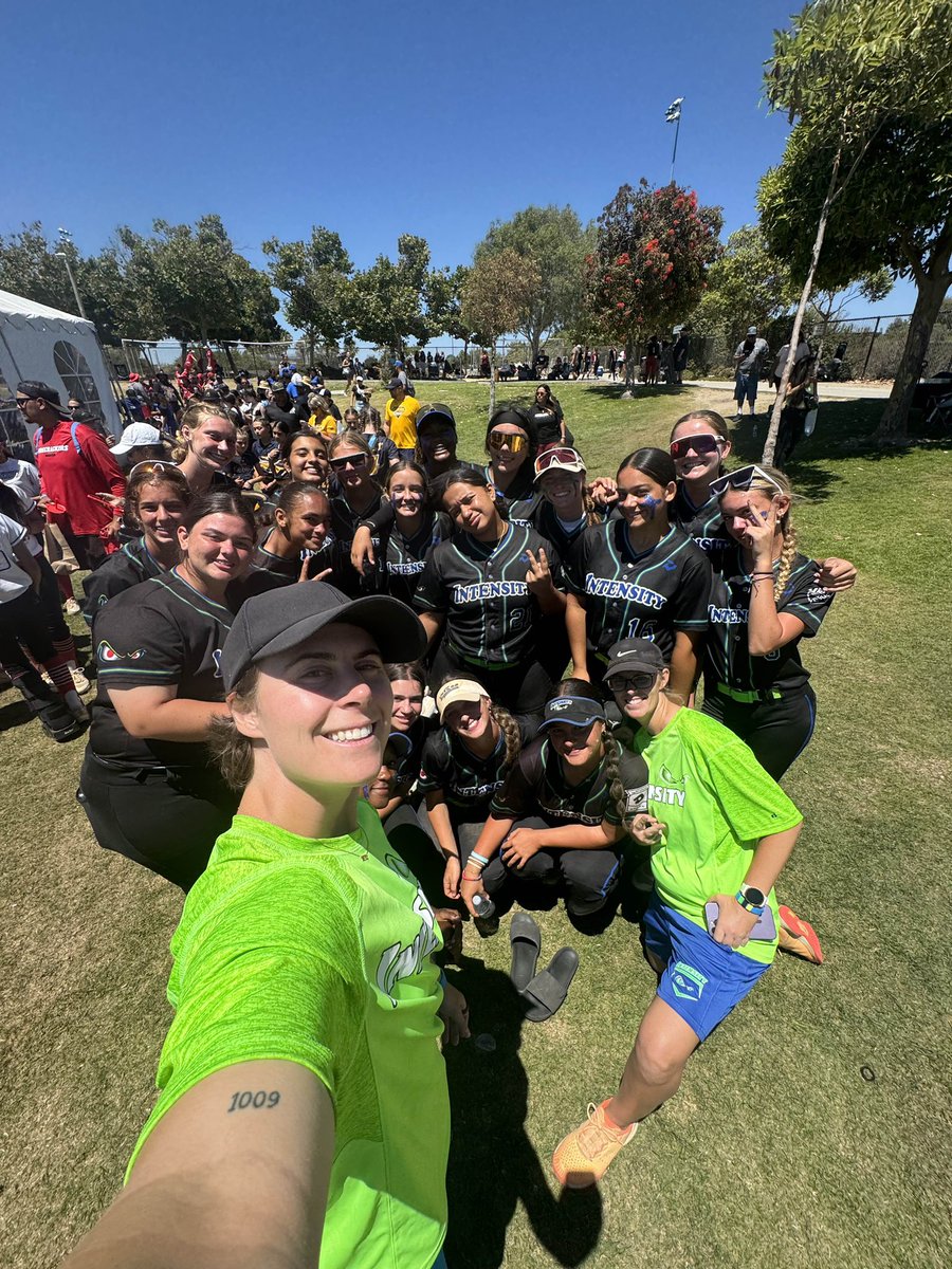 KyleiM_09's tweet photo. Going into bracket this morning with a 3-0 pool record! We are bringing it!! Letβs keep it rolling, @NJIntensity!! #guestplayer #7 @PGFnetwork @d1vision_sb @JayHSSoftball @JoshBaxterNSR @RoesleDennis @BSherSB
Follow us on GC https://t.co/bsZ4q4Yqgy https://t.co/wwNgWAGzwG