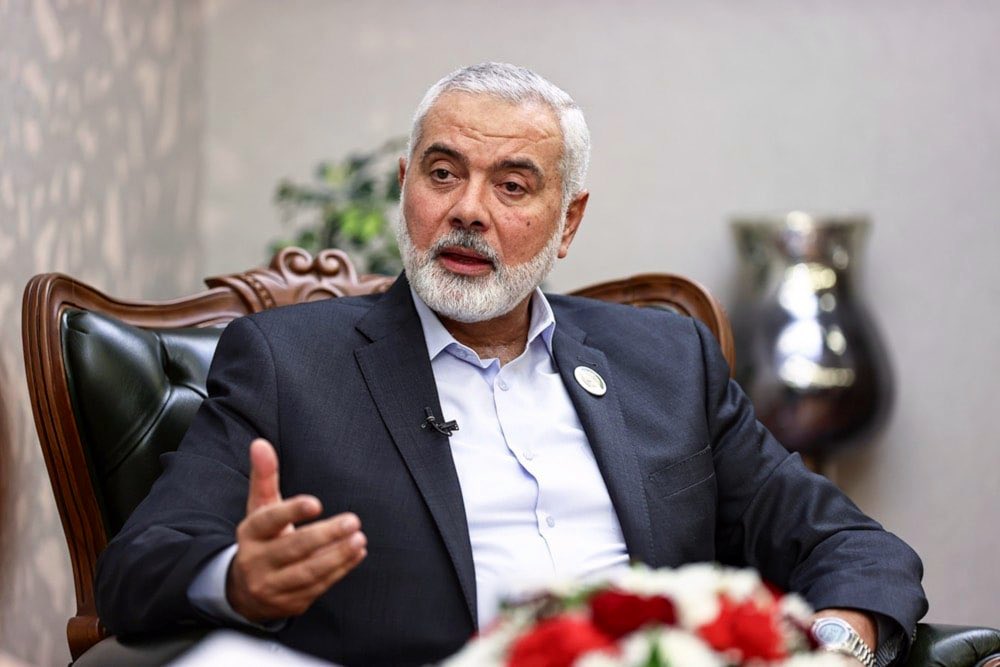 #Cuba condena firmemente asesinato de Ismail Haniyeh en Teherán, en franca violación del Derecho Internacional y poniendo en peligro aún más la situación en Medio Oriente, la paz y seguridad internacionales.

Sentidas condolencias al hermano pueblo palestino, familia y allegados.