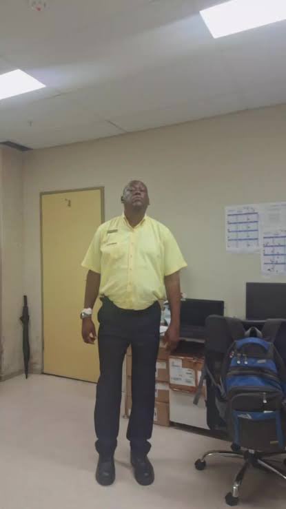 ViralTrendsZA's tweet image. "The Don Madfunz" From Dancing on TikTok to be featured on @GordoSZN x @Drake - Healing music video , CONGRATULATIONS GROOTMAN 🙌

Drake Home Affairs Chidimma Da Les Pearl Thusi Zahara Pretoria High School for Girls