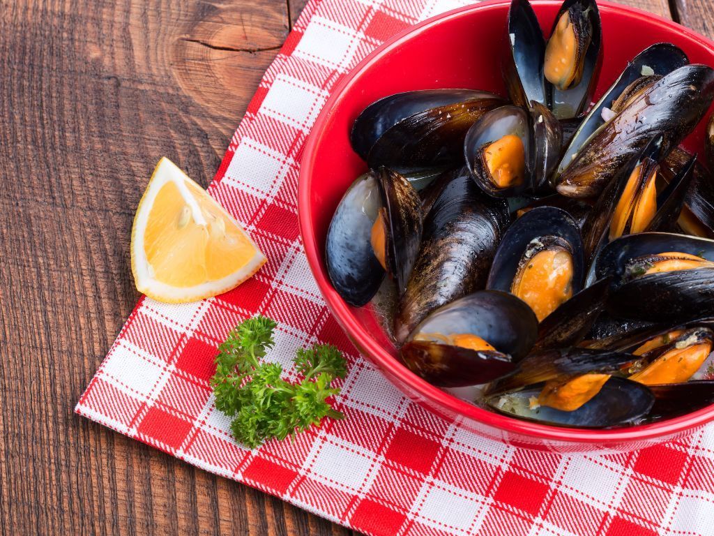 CasaMiaTours's tweet photo. Impepata di Cozze: a Neapolitan classic https://t.co/6VYDwqW51c https://t.co/NRl7vKzJhv
