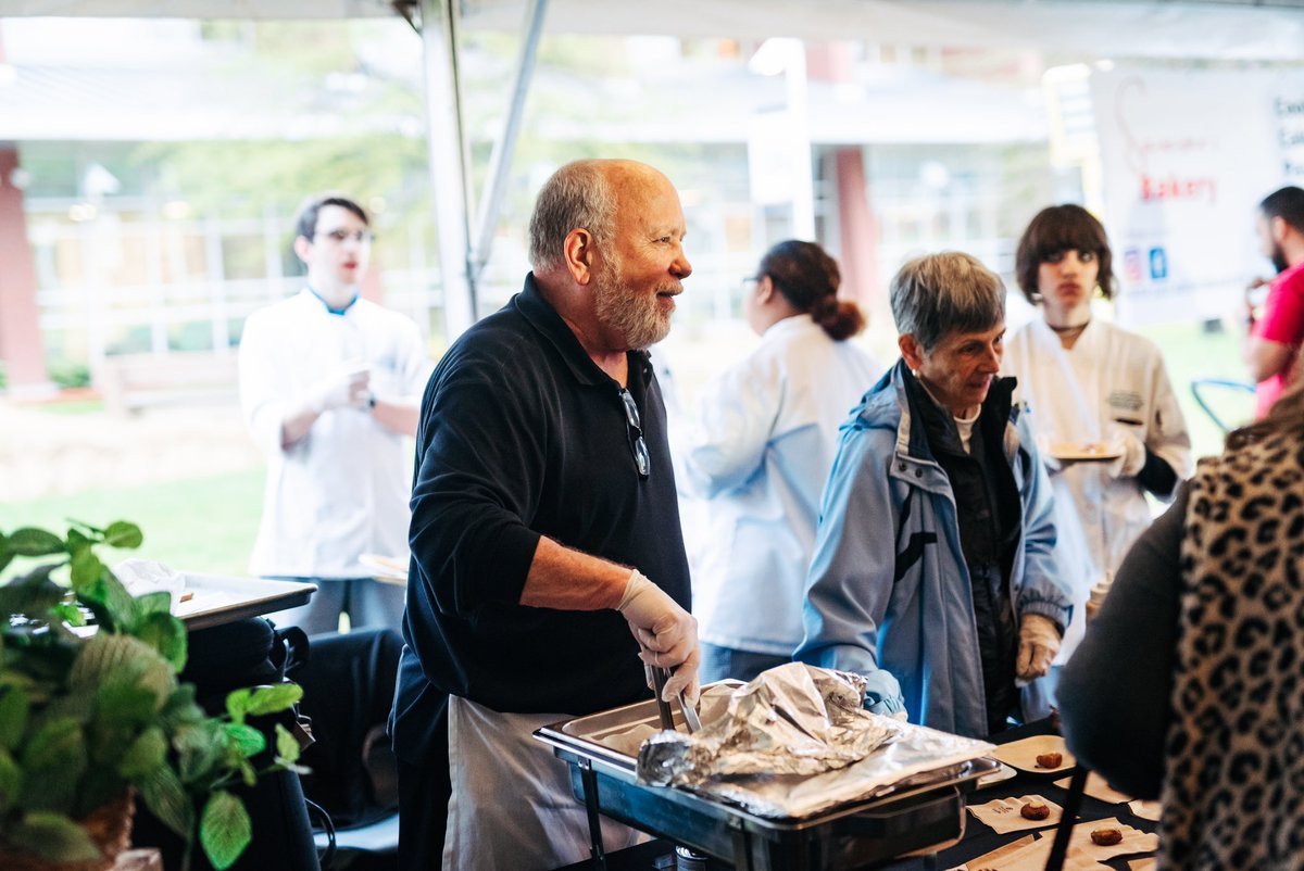 We were saddened to hear about the passing of board member Randy Rayburn. Throughout the years, Randy has been a champion for Nashville State and students.
 
Our thoughts and prayers are with Randy’s family and friends during this difficult time.