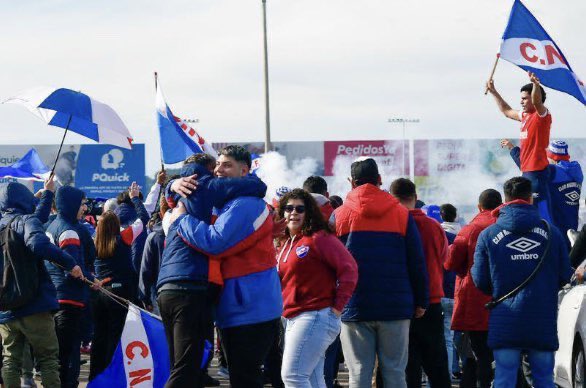suarezistaCNDF's tweet image. Un 31 de Julio, el país de Nacional se volvía loco por la llegada de LUIS.