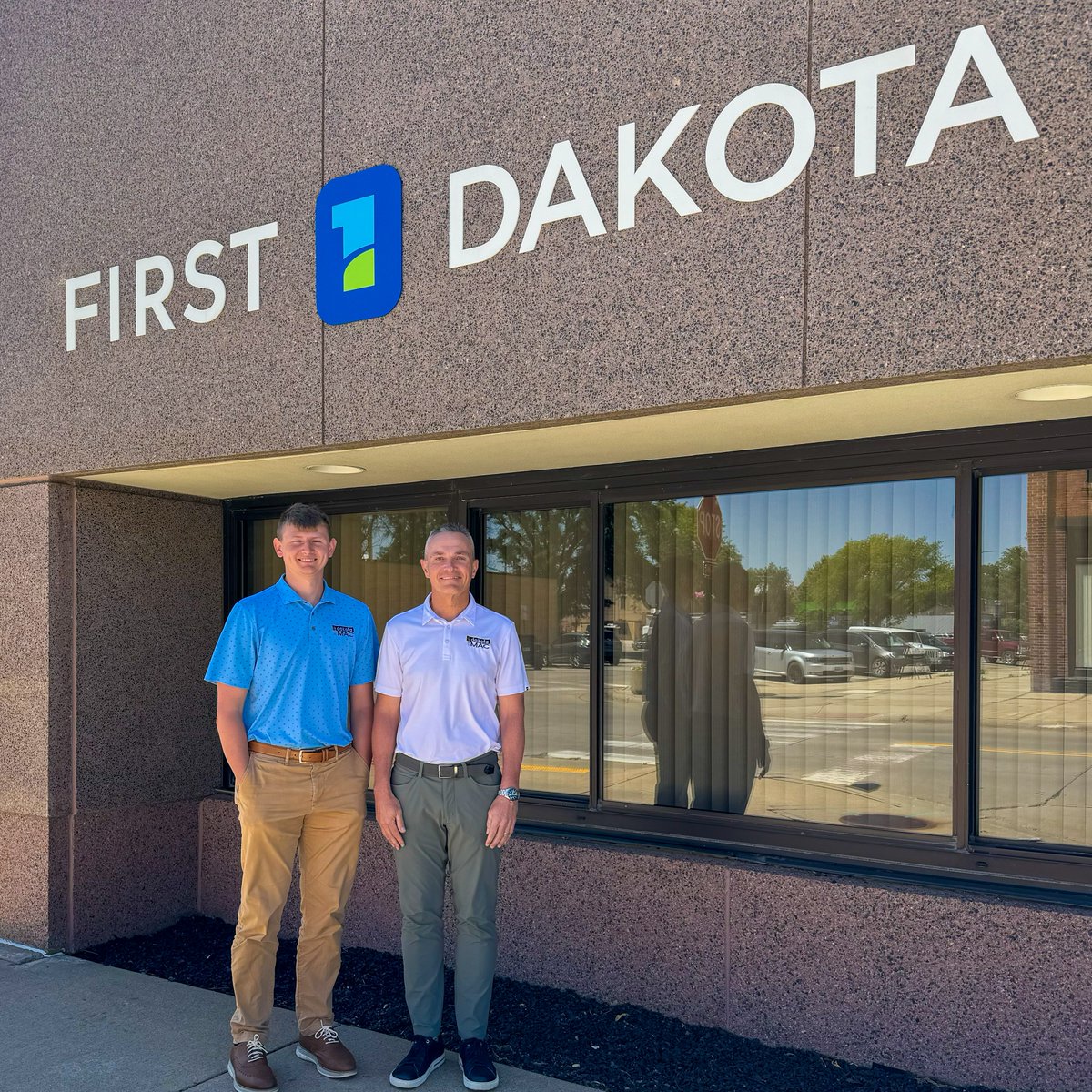 Last semester, Matthew Becker '23 and Jeff Wolfgram '93 of First Dakota National Bank visited campus to speak with the Mount Marty Business Club. They shared their experiences, insights and advice with the students. 

Read more about their visit to campus: loom.ly/iC9huYM