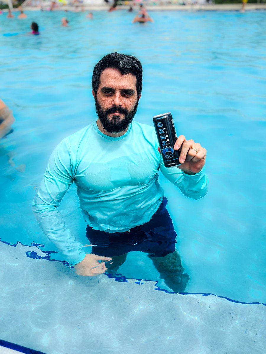 Halfway to the weekend .... KEEP IT GOING! 

#weekend #humpday #keepitgoing #nootropics 
#energy #energydrink #focus #thinkdrink #fuel 
#nerd #nerdfocus