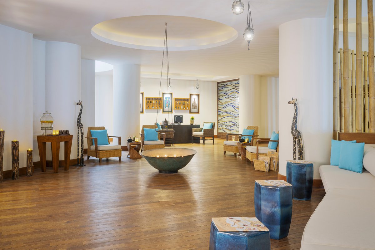 Unwind, rejuvenate, and rediscover serenity at Spa, where tranquility meets indulgence.

Rahatlayın, canlanın ve dinginliği yeniden keşfedin; Spa'da huzur, lüksle buluşuyor.

#kempinskibodrum #kempinskidiscovery #bodrum #luxury #summer #travel #spa #relaxing