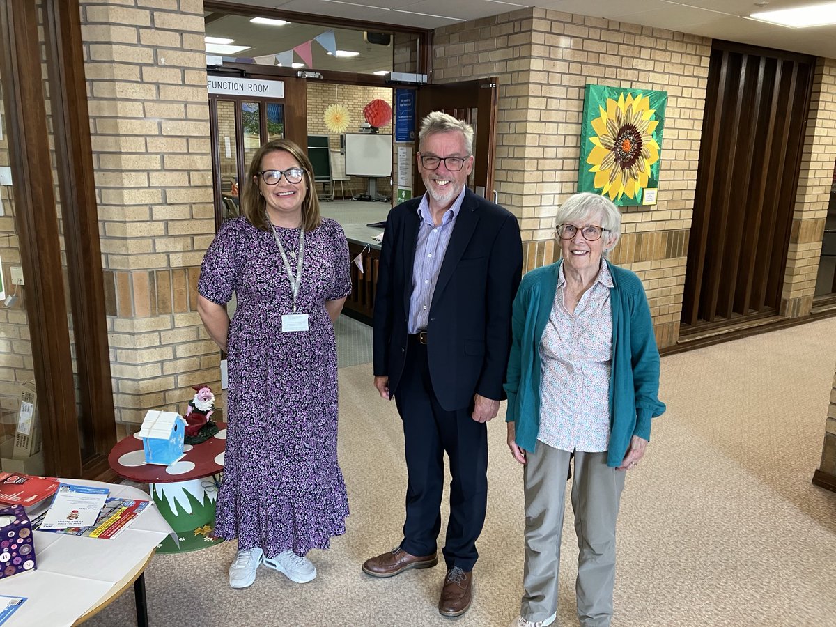 David Williams (@diew1927) on Twitter photo Really good to meet new manager Gaynor Knox at the Whins day centre this a.m. <a href="/cshscp/">Clackmannanshire & Stirling HSCP</a> <a href="/ClacksCouncil/">Clackmannanshire Council</a> along with Helen MacGuire from our IJB. Confident that our implementation of IJB SDS policy & transitions will be in good hands with leaders like Gaynor involved Really good to meet new manager Gaynor Knox at the Whins day centre this a.m. <a href="/cshscp/">Clackmannanshire & Stirling HSCP</a> <a href="/ClacksCouncil/">Clackmannanshire Council</a> along with Helen MacGuire from our IJB. Confident that our implementation of IJB SDS policy & transitions will be in good hands with leaders like Gaynor involved