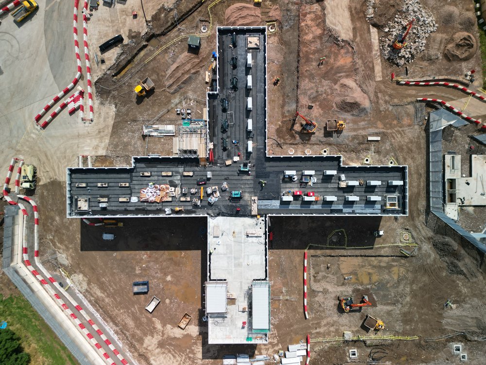 We are excited to share new images of the second phase of construction at HMP Fosse Way, which will soon feature an additional houseblock and ancillary building, providing much-needed accommodation. 

pickeverard.co.uk/expertise/proj…

<a href="/MoJGovUK/">Ministry of Justice</a> <a href="/Lendlease/">Lendlease</a>