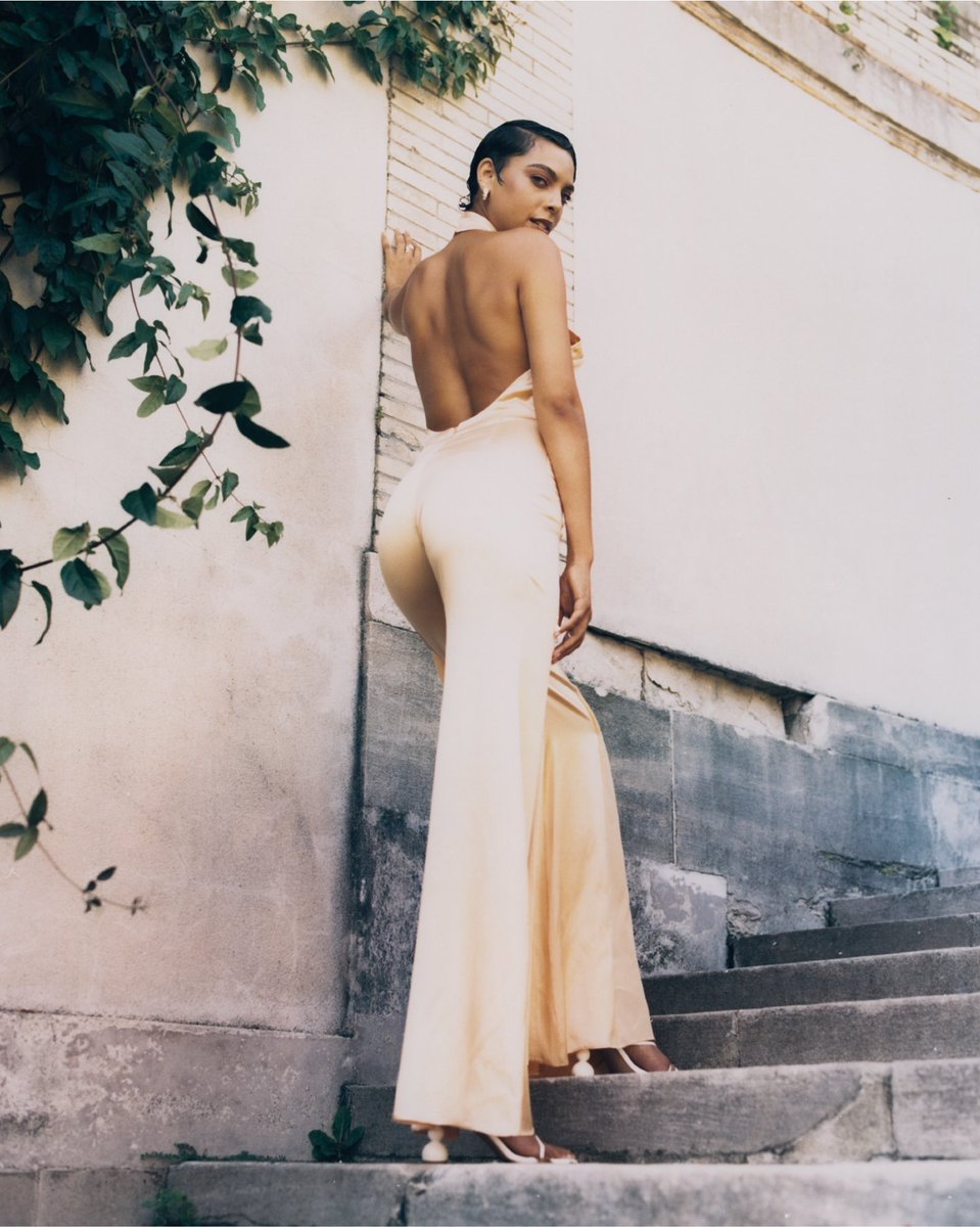 kaphillofficial's tweet photo. Backless is better!
| The Antibes Wide Leg Inset Backless Jumpsuit

Available now at https://t.co/SatLi0f7rh
#kaphill https://t.co/ERoN6WRHiq