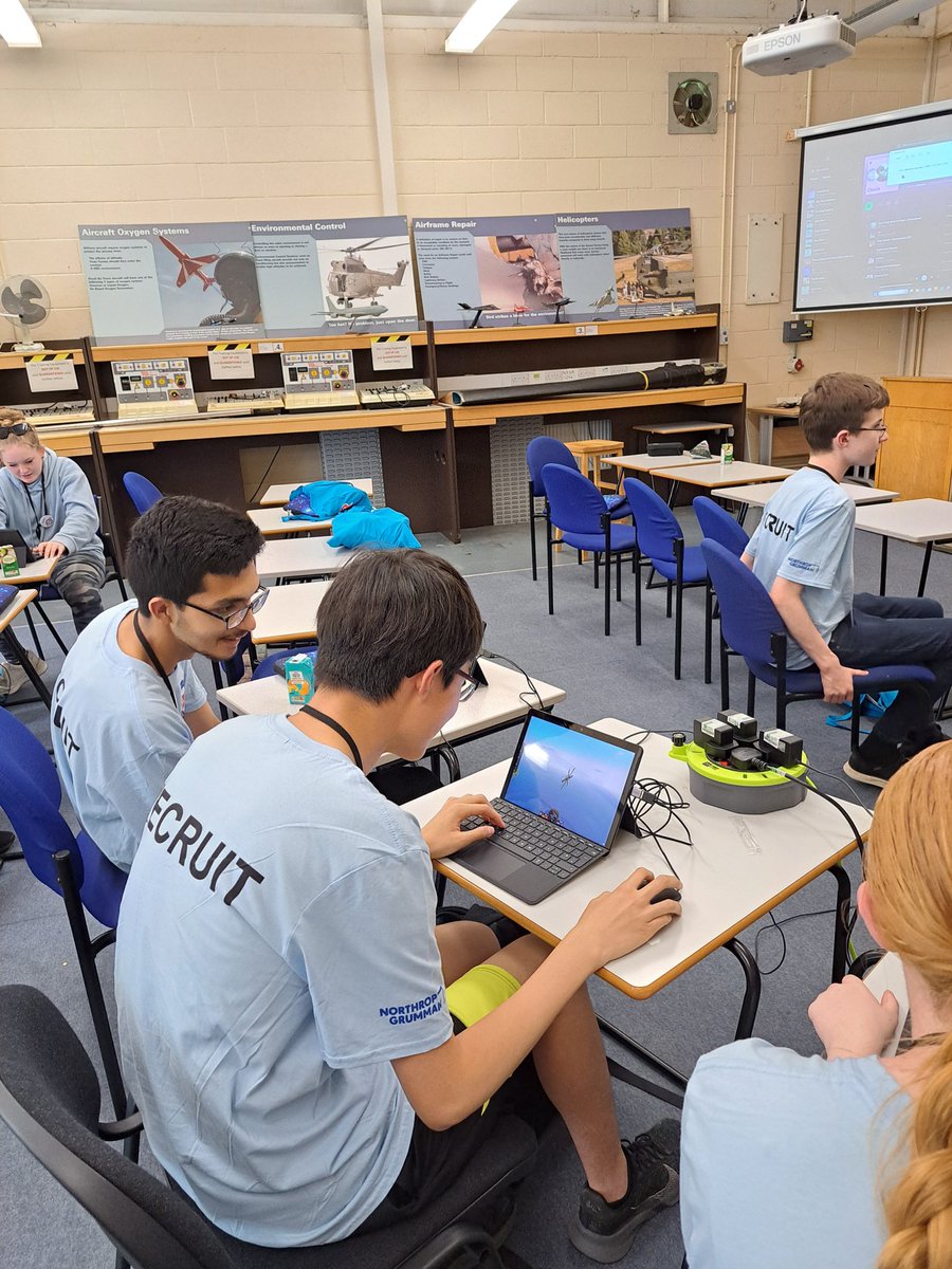 RAF Museum Learning tweet media