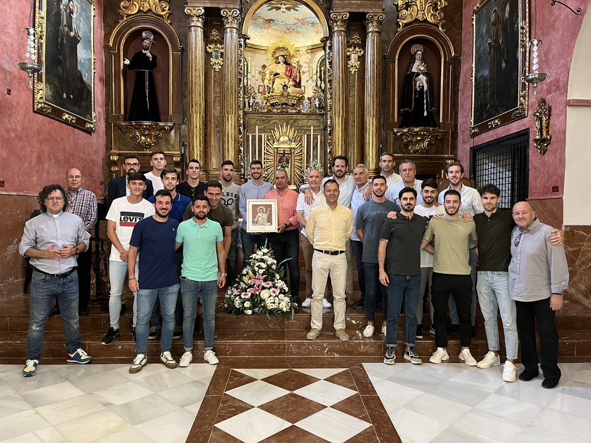 ⚽️ El equipo de #futsal de #Málaga inicia una nueva etapa, con identidad renovada pero con los mismos valores y un legado histórico 🆕 <a href="/MalagaFS/">Heredia 21 Málaga Ciudad Redonda FS</a> ✅

Saben qué es ganar una Copa del Rey 🏆 y el reto es volver a la <a href="/LNFS/">LNFS</a> 🎯 A la #PatronadelDeporte le pedimos su protección 🙏