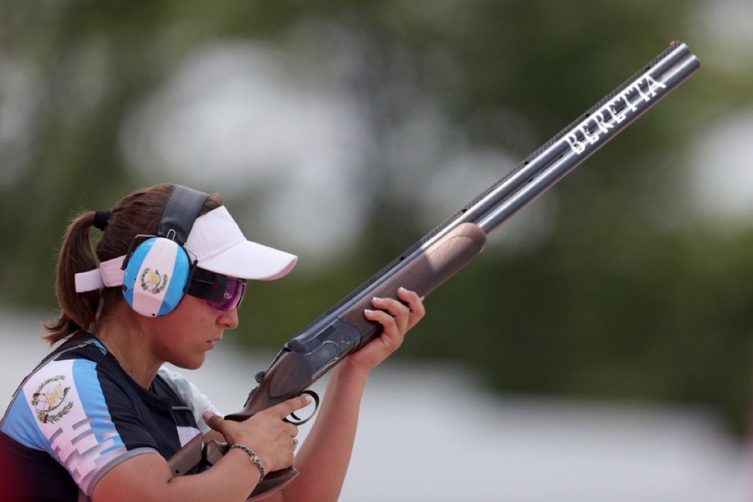 AlertaNews24's tweet image. 🇬🇹 ALERTA OLÍMPICA - PARÍS 2024 🇬🇹

🥇 | URGENTE: Guatemala consigue el primer oro de su historia, con Adriana Ruano Oliva en tiro.

#Paris2024 #Olympics
#ShootingSport