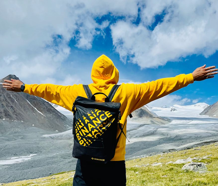 BinanceFutures's tweet photo. Want to go on a spontaneous trip? https://t.co/14UmtwJGs4