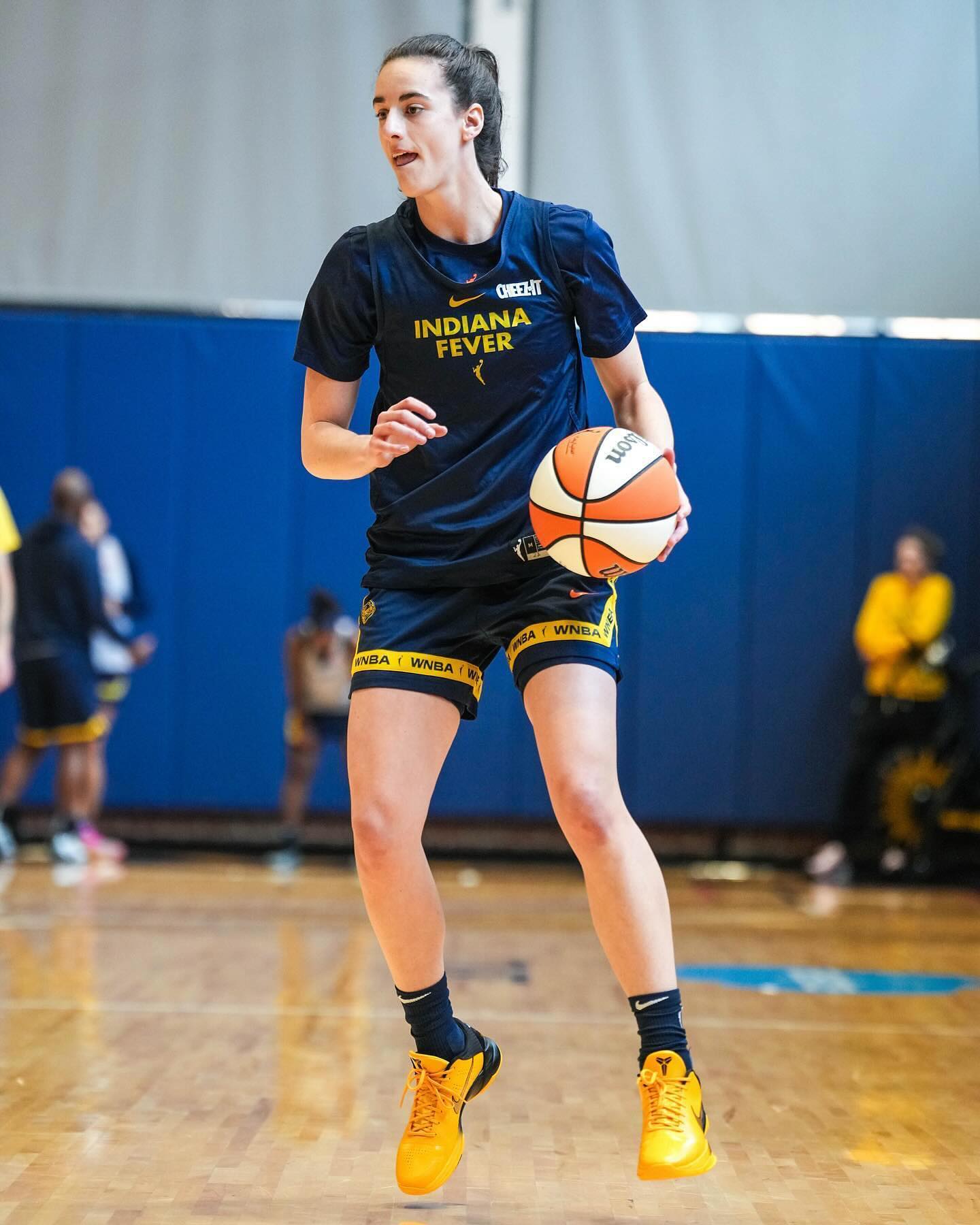 シューズ(男性用) Nike Kobe5 Caitlin Clark PE Caitlin Clark Nike Kobe 5 Protro WNBA All-Star PE