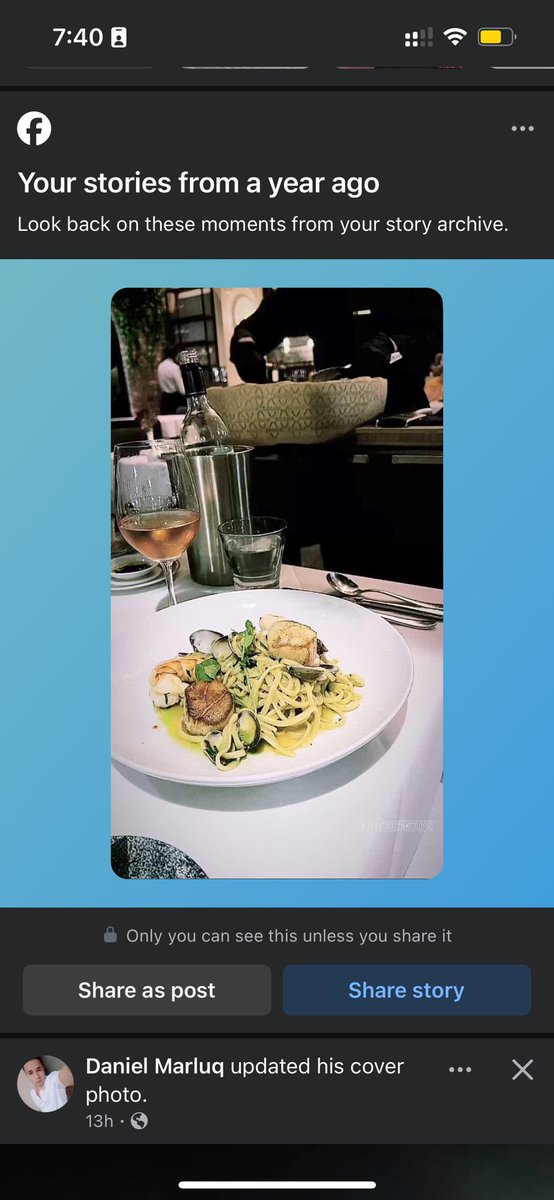 AngieLunaMtz's tweet photo. esta historia fue del año pasado, y justo ayer igual salí a un restaurante similar. No sé por qué siento que estoy viviendo un loop y solo repito cosas y patrones cada año! 😂🤡😩. No se como sentirme con esto https://t.co/lMEFj2qEPk