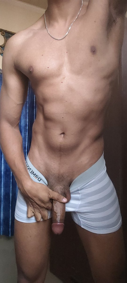 Help your boy?🥵