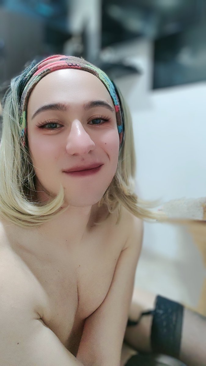 Carites2's tweet photo. Que tal me veo?#sexy #travesti https://t.co/o0jBZTTWfu