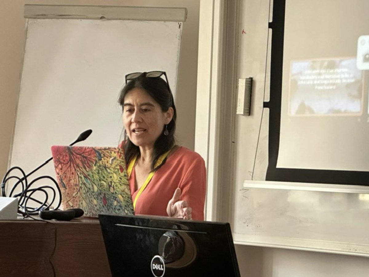 food4thoughtlab (@food4thoughtlab) on Twitter photo Exciting News from Food for Thought! 🎉
Dr. Leyva <a href="/DianaLeyvaP/">Diana Leyva</a> presented our Literacy Eats project at the International Association for the Study of Child Language (IASCL) conference in Prague. 📚✨
#IASCL2024 #ChildLanguage #LiteracyEats #ResearchImpact Exciting News from Food for Thought! 🎉
Dr. Leyva <a href="/DianaLeyvaP/">Diana Leyva</a> presented our Literacy Eats project at the International Association for the Study of Child Language (IASCL) conference in Prague. 📚✨
#IASCL2024 #ChildLanguage #LiteracyEats #ResearchImpact