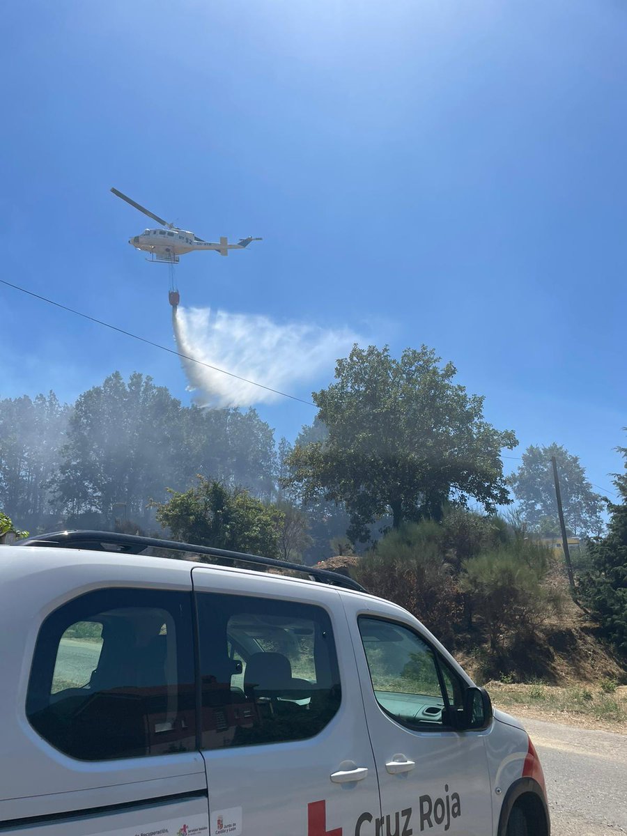 Nuestro Equipo de Respuesta Básica en Emergencias de La Alberca se ha desplazado esta mañana al #IFCepeda declarado de nivel 1 por si fuese necesario el apoyo a los efectivos y organismos intervinientes. Afortunadamente el fuego ya ha sido controlado.