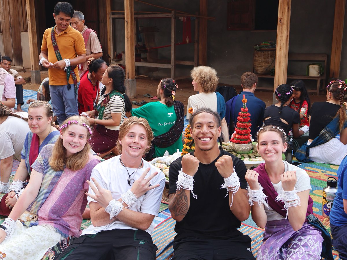 Welcome to the Baci Ceremony! At the end of our Laos program, the community of Sop Chem gathers to wish travelers, who have worked tirelessly at school and on the perm plot, blessings, and good fortunes to take home with them 💚 #givevolunteers