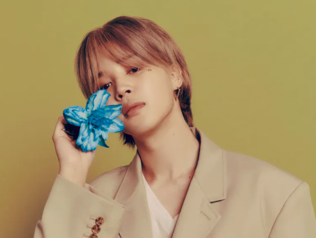 AboutMusicYT's tweet photo. Jimin will release 'Be Mine (English Version)', this Friday! https://t.co/Jo4lB21xBz