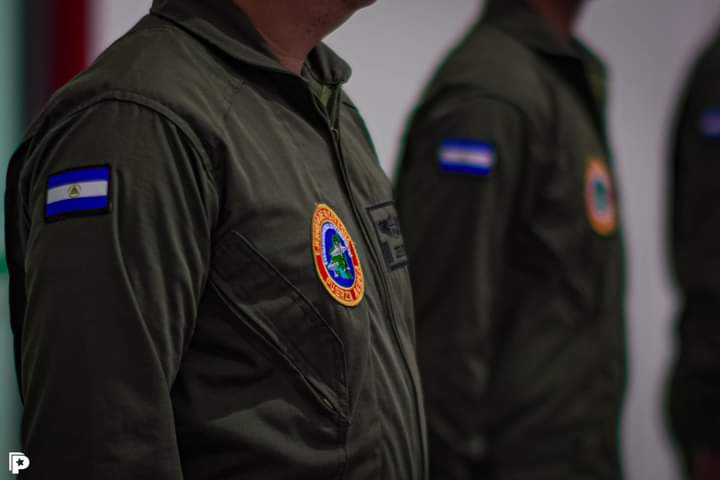 bilwistereo's tweet photo. 🇳🇮✈️ Galería fotográfica del acto del 45º Aniversario de la Fuerza Aérea de #Nicaragua, presidido por el Comandante Daniel Ortega y la Vicepresidenta, Compañera Rosario Murillo. 🌟 https://t.co/qpexxgOoxH