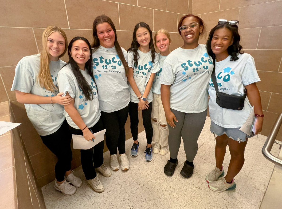 Wernekea's tweet photo. Thank you to our amazing students leading and presenting in our general sessions today at H9! You all are amazing!!!

💙🖤💙🖤💙🖤💙🖤💙🖤💙🖤💙 https://t.co/LIKppUrVj1