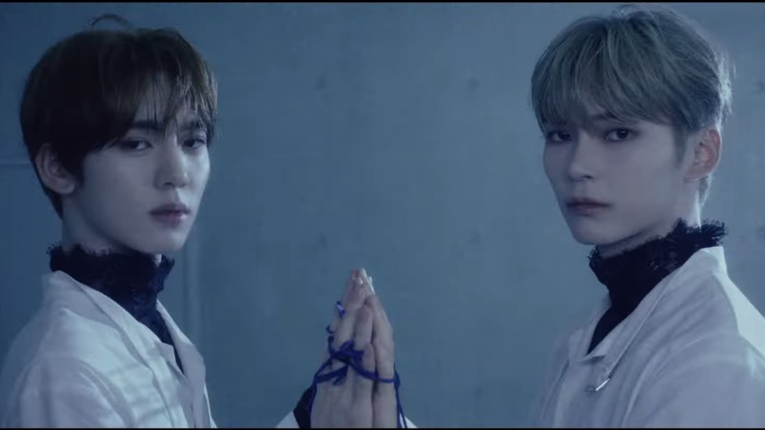 jiwoongiez's tweet image. ITS LIKE THESE SCENES ARE STRAIGHT FROM A HORROR MOVIE