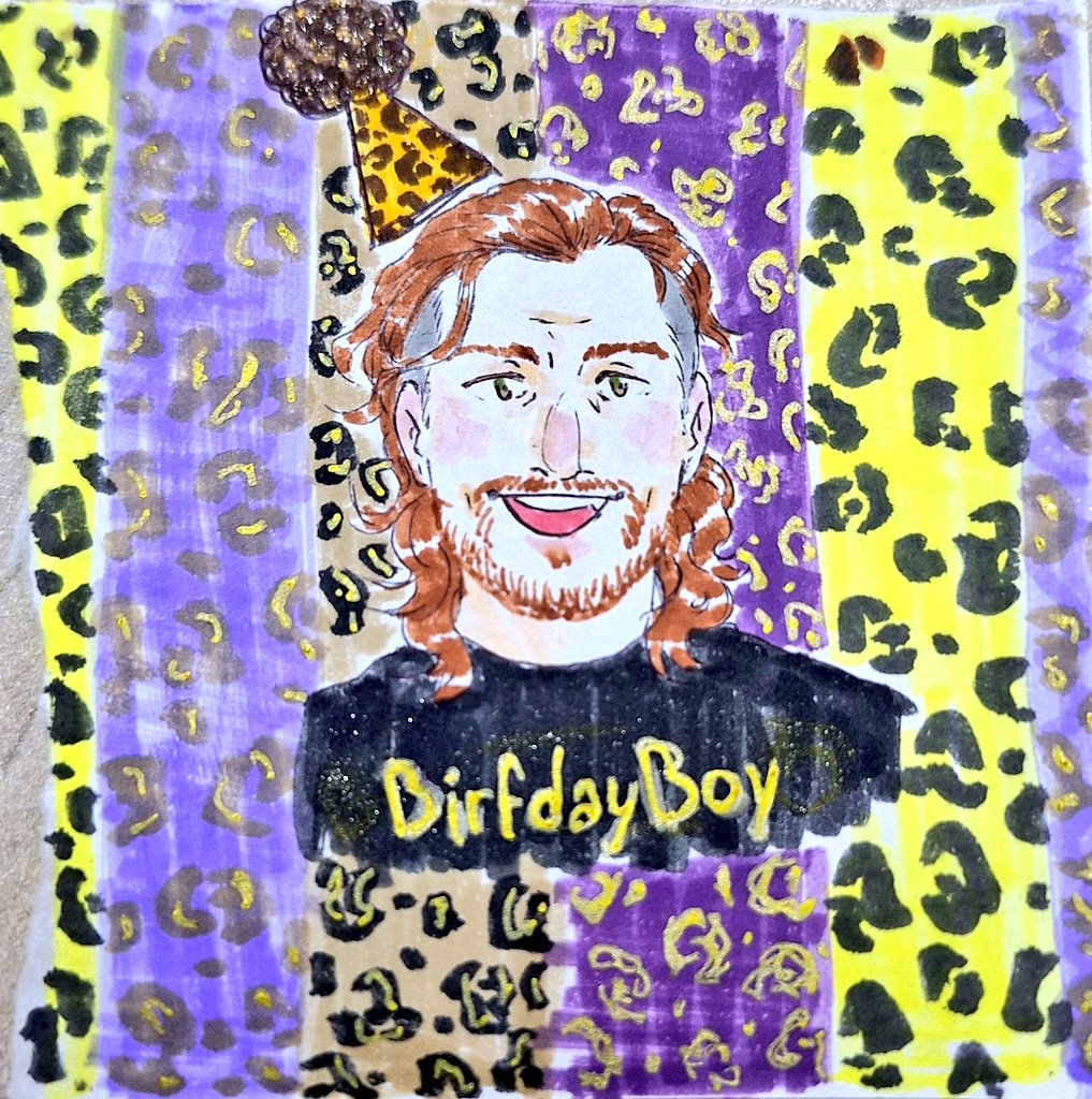 zackyposting's tweet photo. HAPPY BIRFDAY MR SHADS! 

References to his leopard shorts may or may not have been made..

#HAPPYMATTDAY !! https://t.co/ImfOVt3sqq