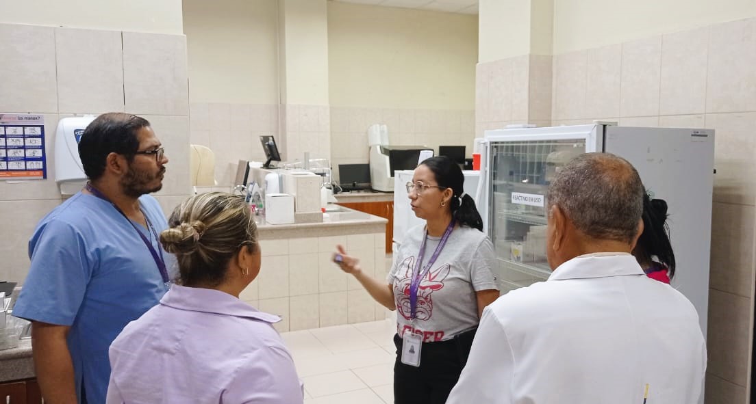 DPS_LosRios's tweet photo. #Milagro | El Hospital León Becerra obtiene el permiso de funcionamiento otorgado por la @Acess_Ec, una vez cumplidos todos los parámetros de acuerdo a la normativa legal vigente. https://t.co/IpLlDIO6Ll