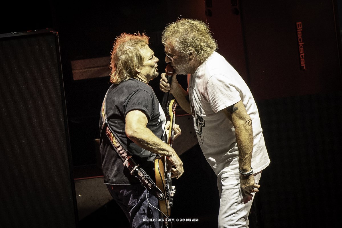 NERockReview's tweet image. Sammy Hagar

The Best of All Worlds Tour  featuring Michael Anthony, Joe Satriani and Jason Bonham

Xfinity Center | July 26, 2024

MANSFIELD, Mass. - Summer Nights and Sammy Hagar orchestrating a performance of Van Halen classics and so much more were on tap for this stop on The…