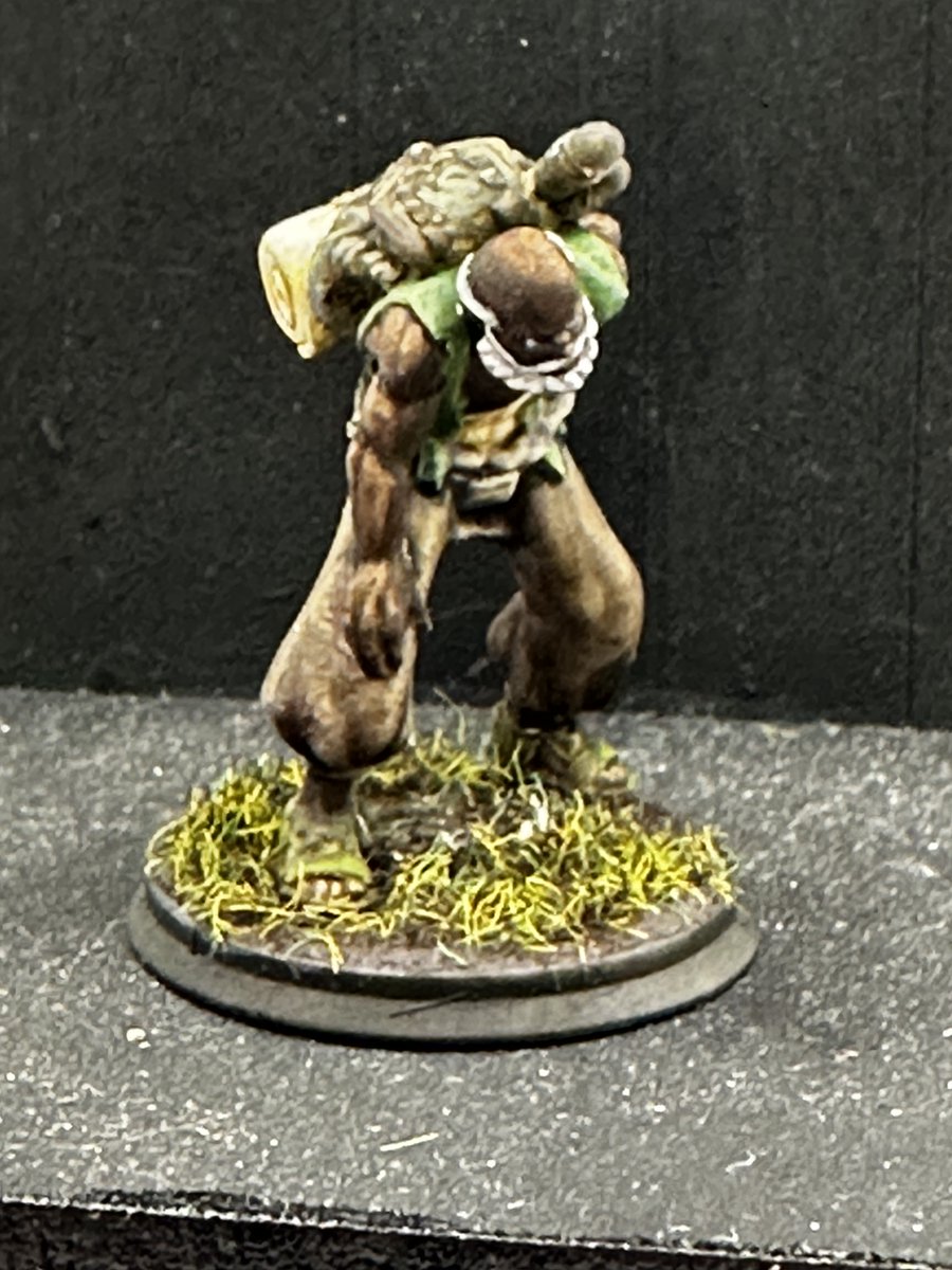 PSchlamazzle's tweet photo. This is Tavin, an alter ego of our #CommunityCharacterBuild. Join me at https://t.co/RcdMyZpXMG to watch.

#spacemarines #epicencounters #steamforgedgames #miniatures #gamesworkshoppaints #scale75paints #paulyschlamazzle #eldritchfoundry https://t.co/jhf20Jl9Vj