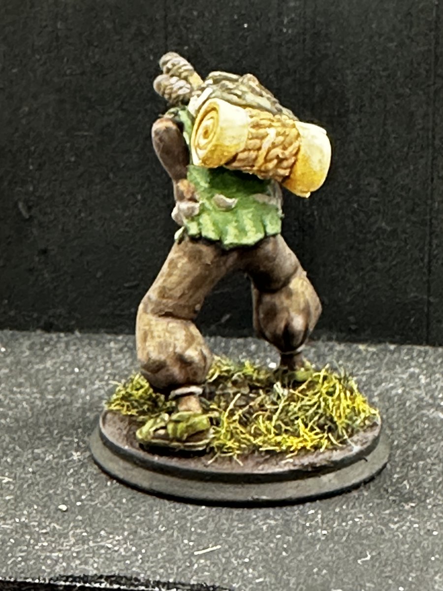 PSchlamazzle's tweet photo. This is Tavin, an alter ego of our #CommunityCharacterBuild. Join me at https://t.co/RcdMyZpXMG to watch.

#spacemarines #epicencounters #steamforgedgames #miniatures #gamesworkshoppaints #scale75paints #paulyschlamazzle #eldritchfoundry https://t.co/jhf20Jl9Vj