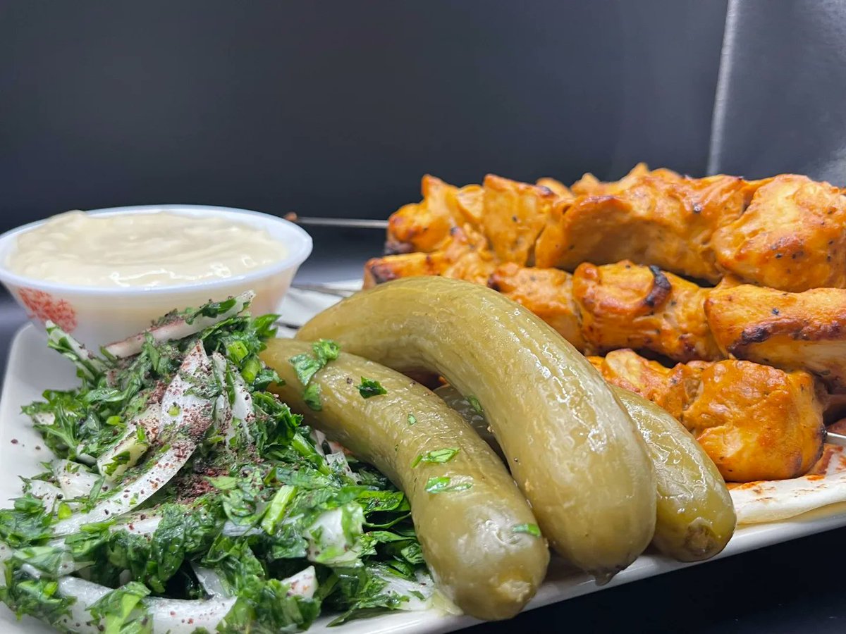 ChefAnoush's tweet image. youtu.be/zCgRR5V-Kpg
Shish Tawook & Garlic Sauce - An EASY Middle Eastern Meal to Make at Home on Chef Anoosh's Way 😍😋