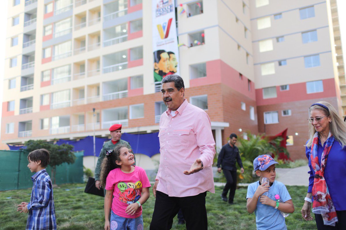 📌"Sepan todos y todas que, ante las amenazas y las persecuciones, se encontrarán con un pueblo consciente y movilizado con el plan de las grandes transformaciones y el programa de la Patria. 

¡La Victoria es nuestra!" Pdte. <a href="/NicolasMaduro/">Nicolás Maduro</a> 🇻🇪