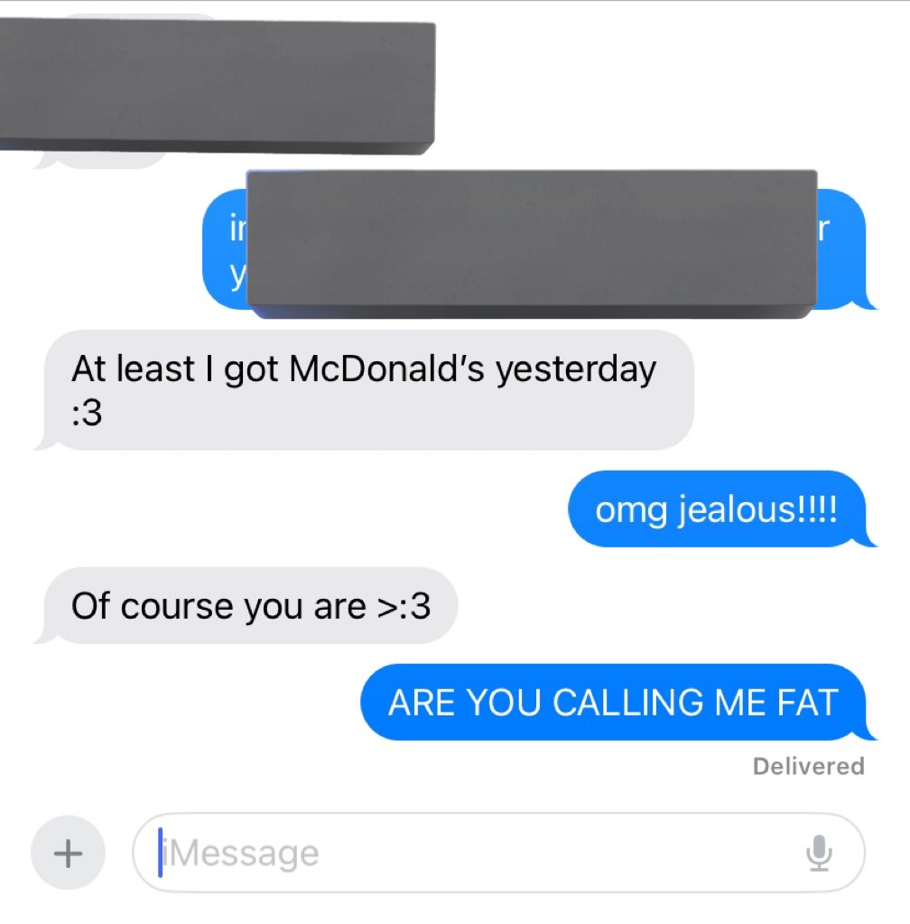 virtuallbug's tweet photo. little sisters are so mean bro😭 (i was just trying to b nice i dont even like mcdonalds) https://t.co/73sAwoTAWG