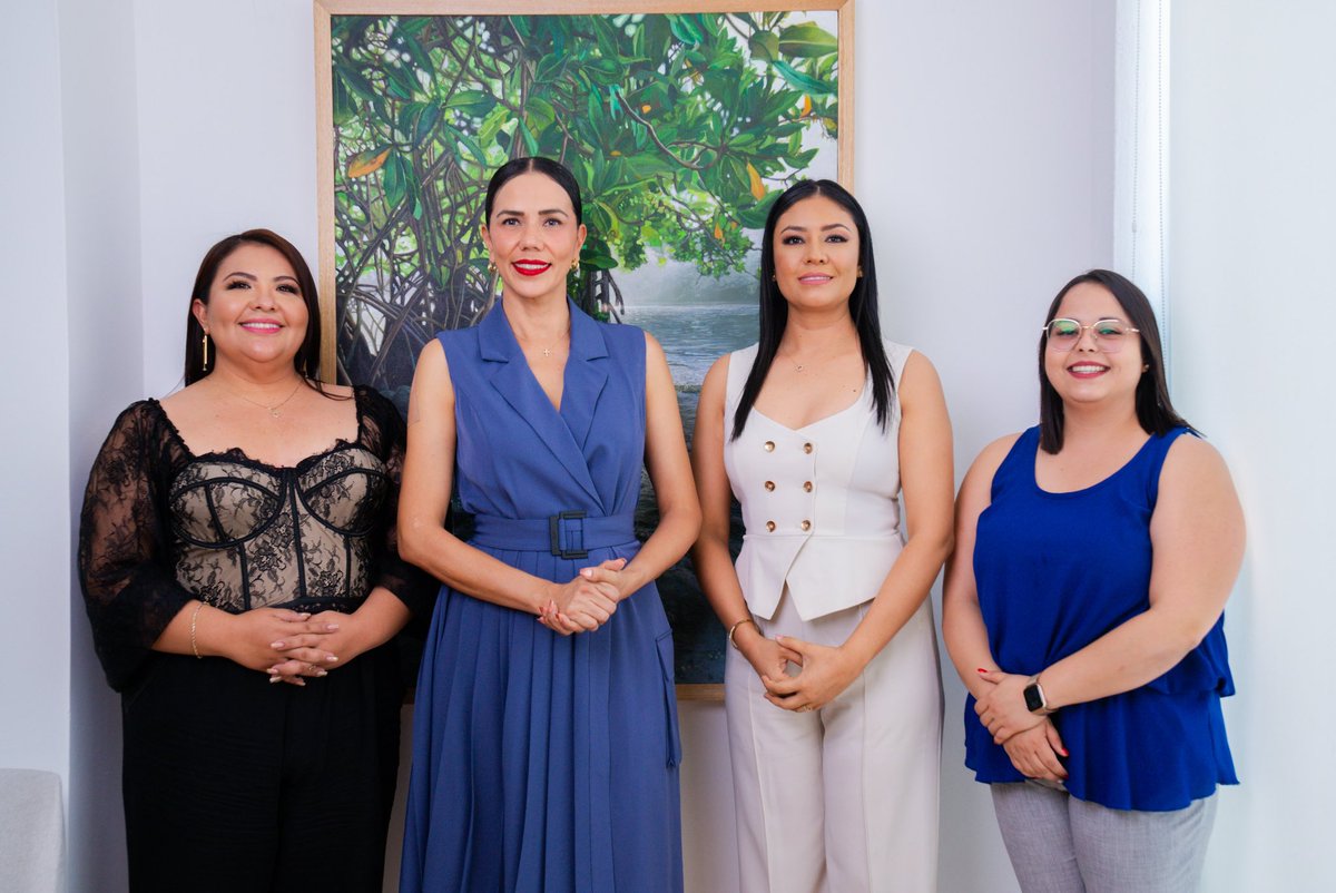 LizetteTapiaC's tweet photo. La atención a la salud tanto física como emocional será una de mis prioridades en la siguiente administración. Conoce al gabinete que me acompañará a coordinar este importante tema.

https://t.co/gfR1wV5mjT https://t.co/NrkELaX9h0