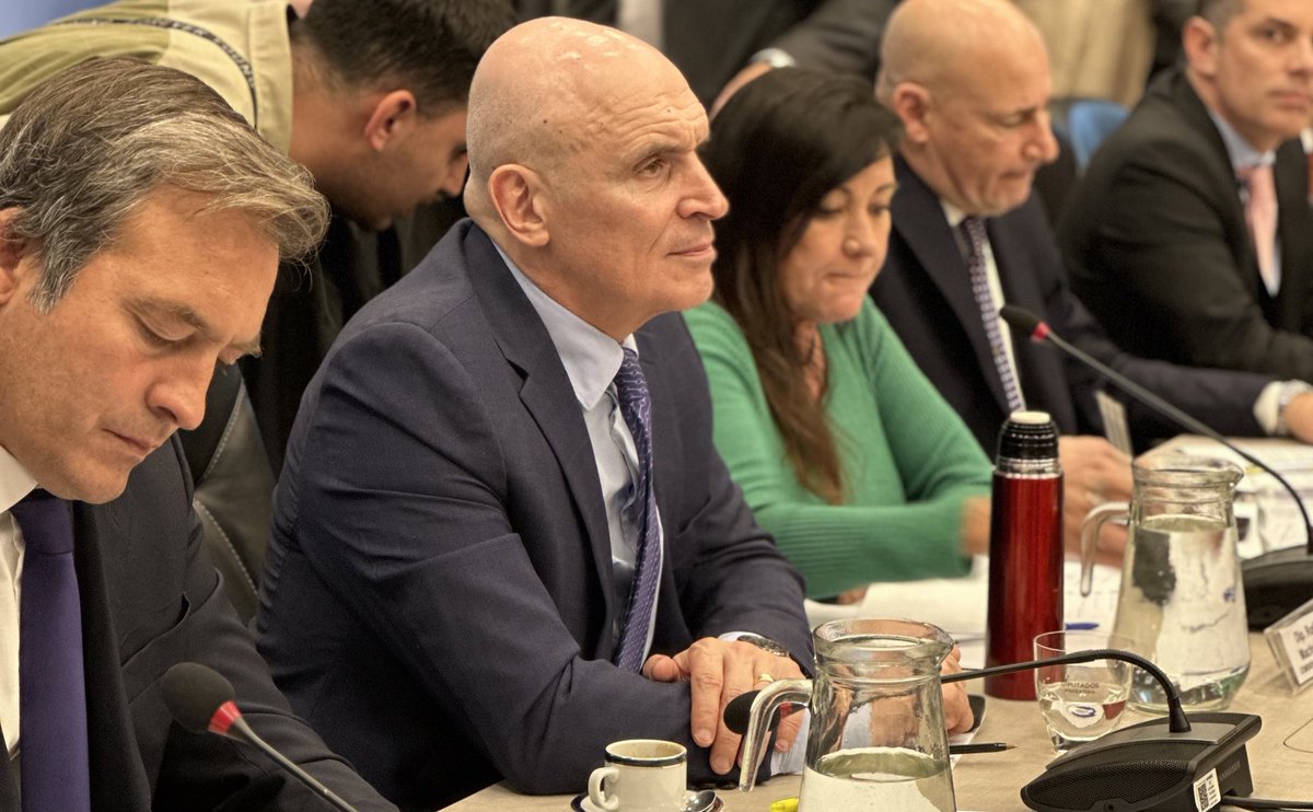 Hoy en plenario de comisiones <a href="/DiputadosAR/">Diputados Argentina</a>: Proyecto de Ley sobre Régimen Penal Juvenil. Trabajamos para ponerle fin a la impunidad. Delito de adulto, pena de adulto.