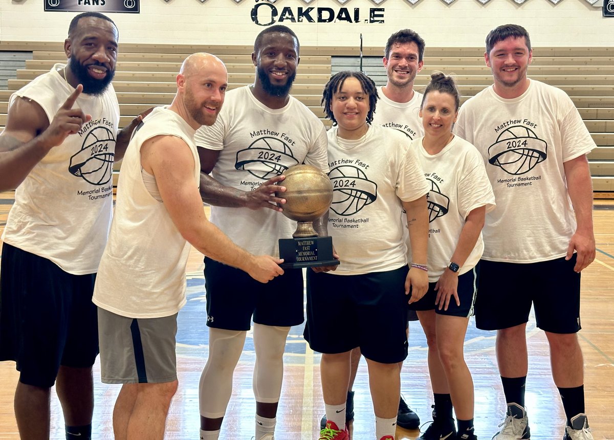 MarylandDJS's tweet image. Department of Juvenile Services employees recently participated in the 2024 #MatthewFast Memorial Interagency #BasketballTournament in Frederick, MD. The tournament featured teams from DJS, the Frederick Police Department, the Frederick... #TeamSports More-bit.ly/46Baxc0