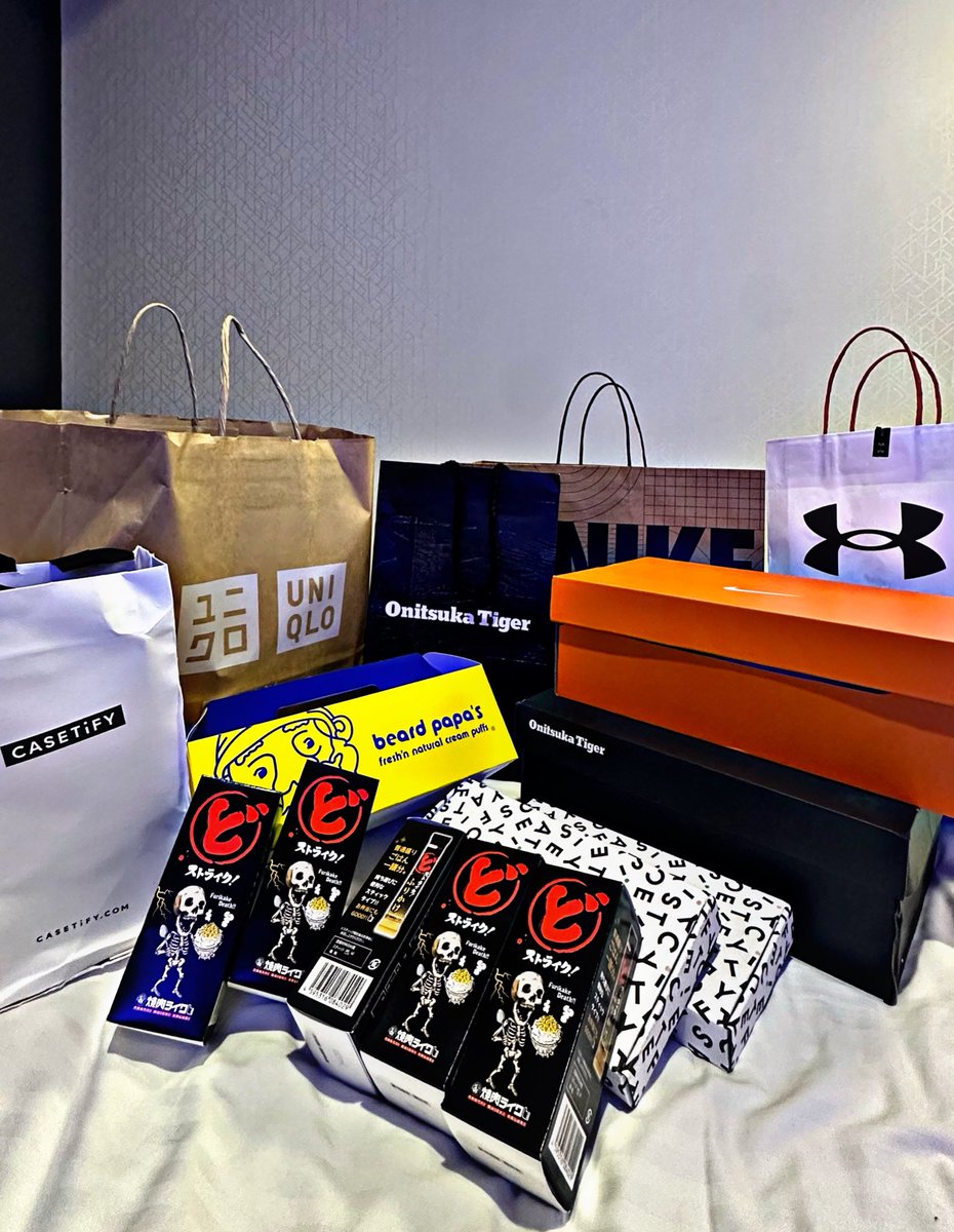 Jenilaughlin's tweet photo. Shopping Day! 🇯🇵 #3rdtimeinJapan https://t.co/LjJKDnAbpB