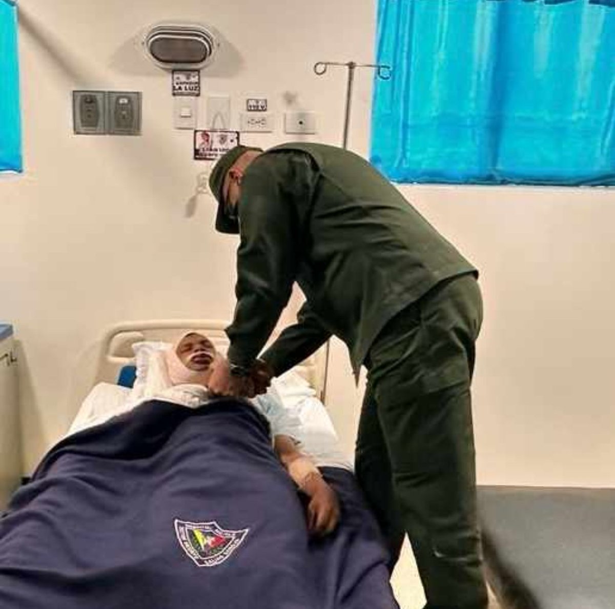 ¡Aquí está la #FANB que seguirá defendiendo la voz del Pueblo venezolano que quiere paz!