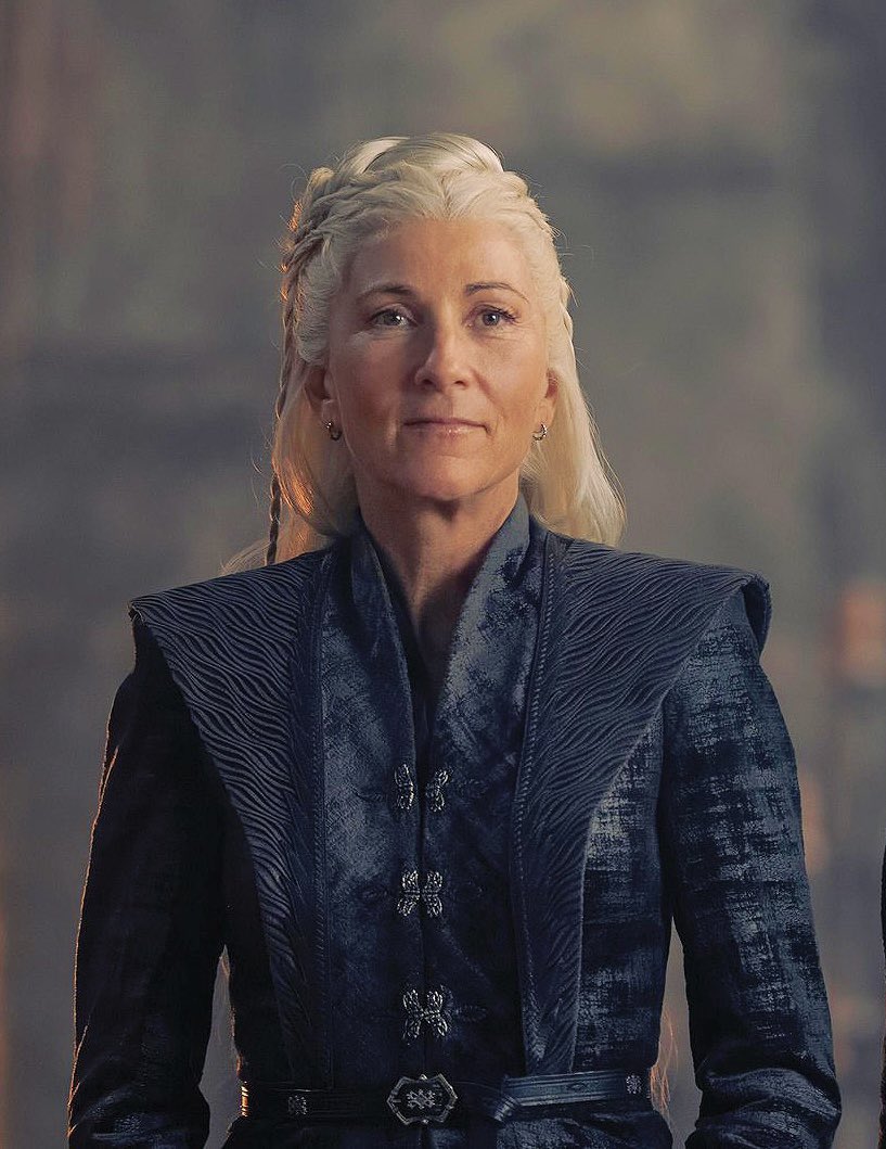 westerosies's tweet photo. Happy 53rd Birthday to Eve Best, our Princess Rhaenys Targaryen 🐉🖤 https://t.co/QWgqwxKYHE