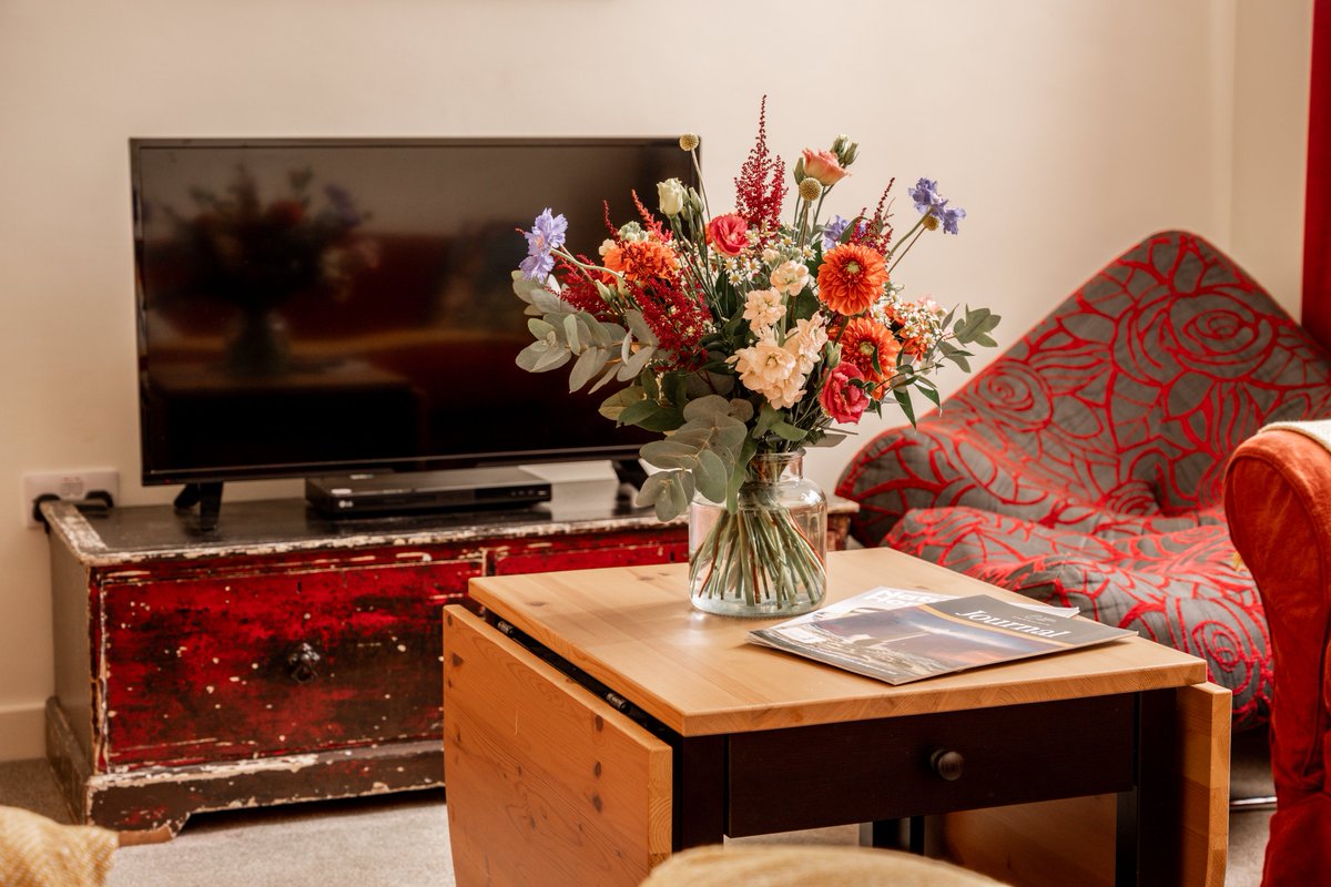 Noss Head Lighthouse Keeper's Cottage tweet media