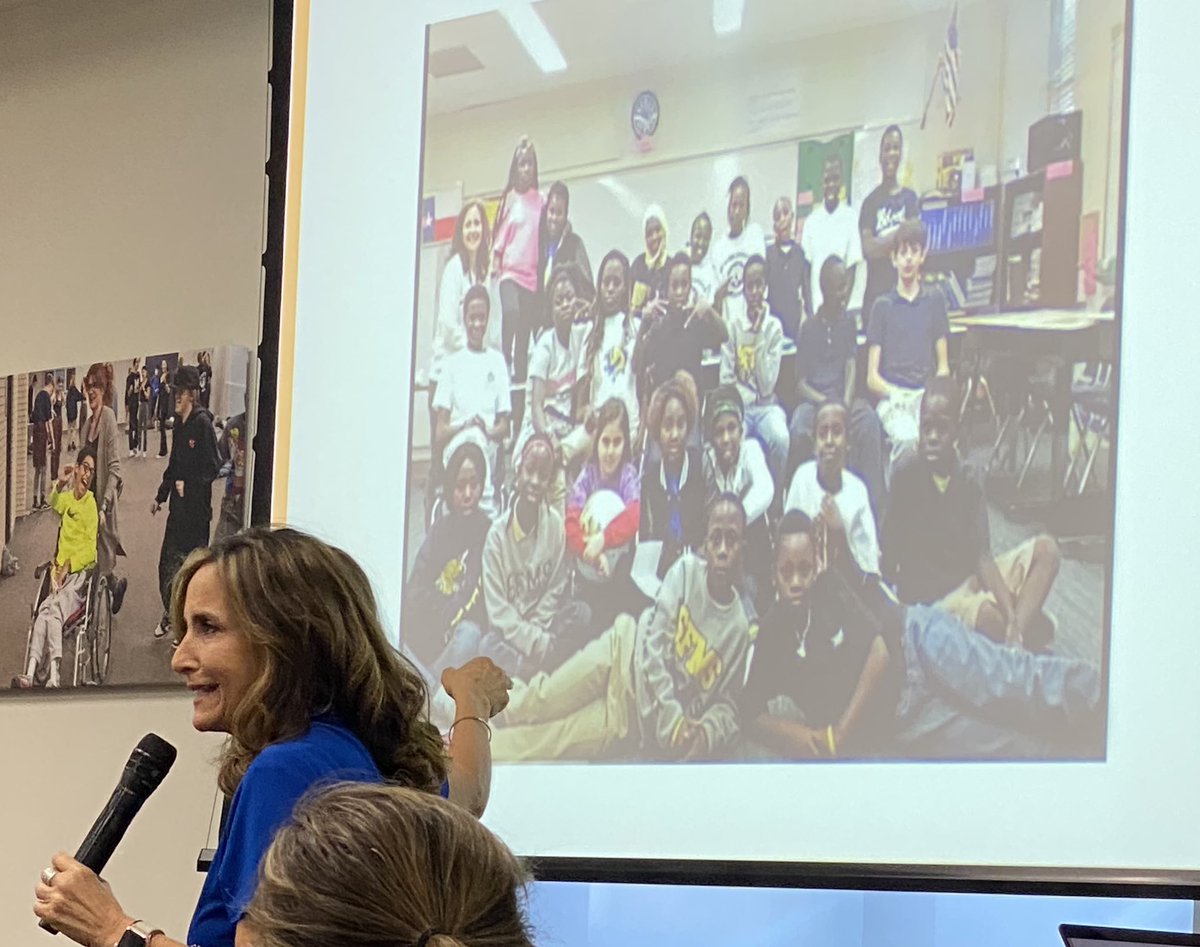 Dianne Bennett (she/her) 🌻 tweet media