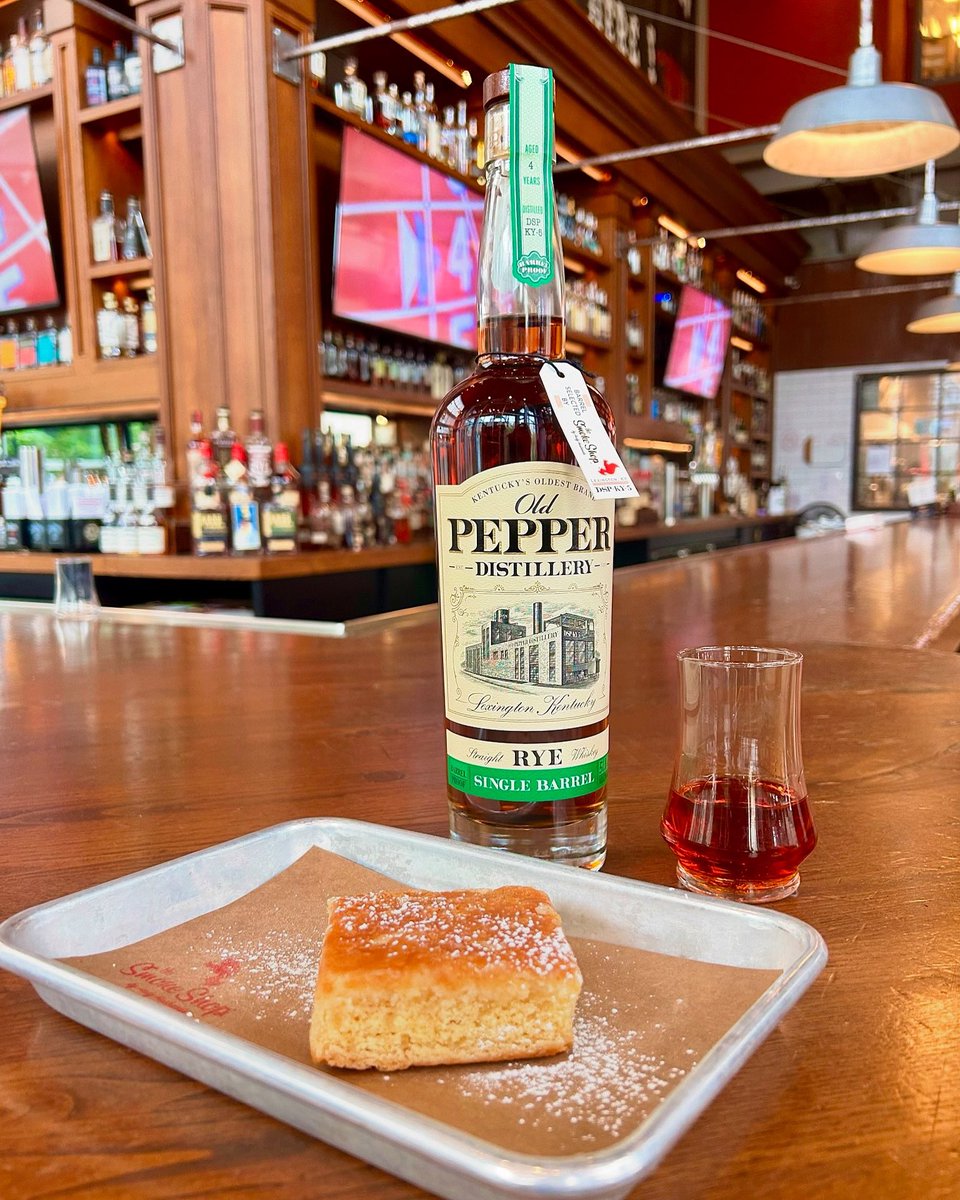 It’s #whiskeywednesday &amp; this week we’re featuring our Old Pepper Rye Smoke Shop Private Barrel for our #whiskeyoftheweek 🔥 With notes of brown sugar, hot cinnamon, and nutmeg, this rye whiskey pairs perfectly with our Gooey Butter Cake! 
Come enjoy a pour for only $10! 🥃